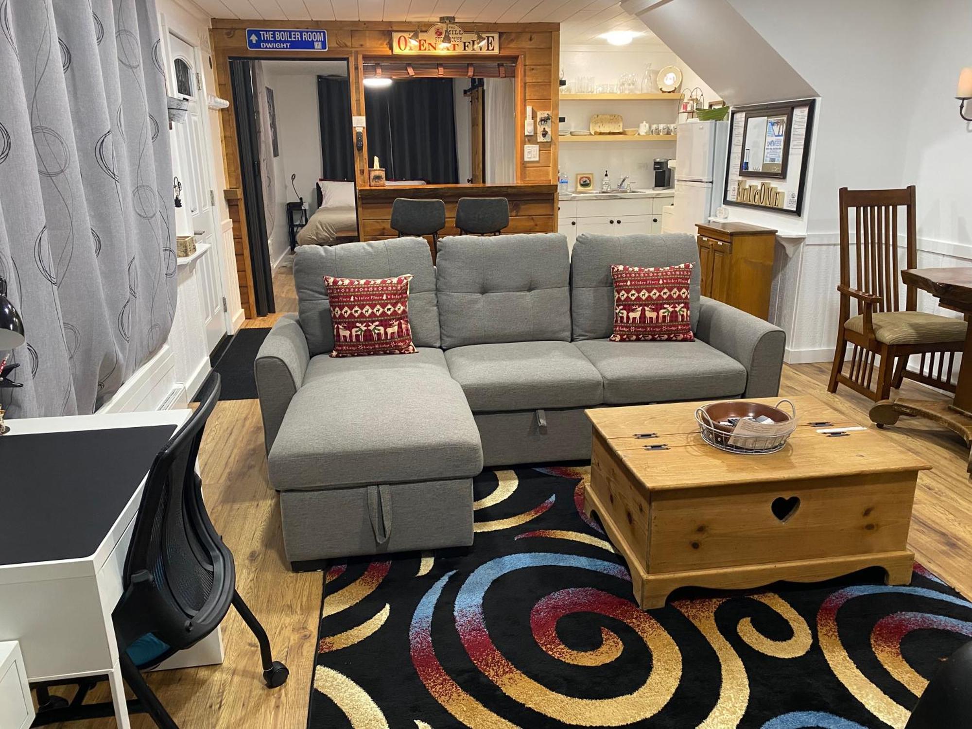 Our Place Up North Bnb 亨茨维尔 外观 照片