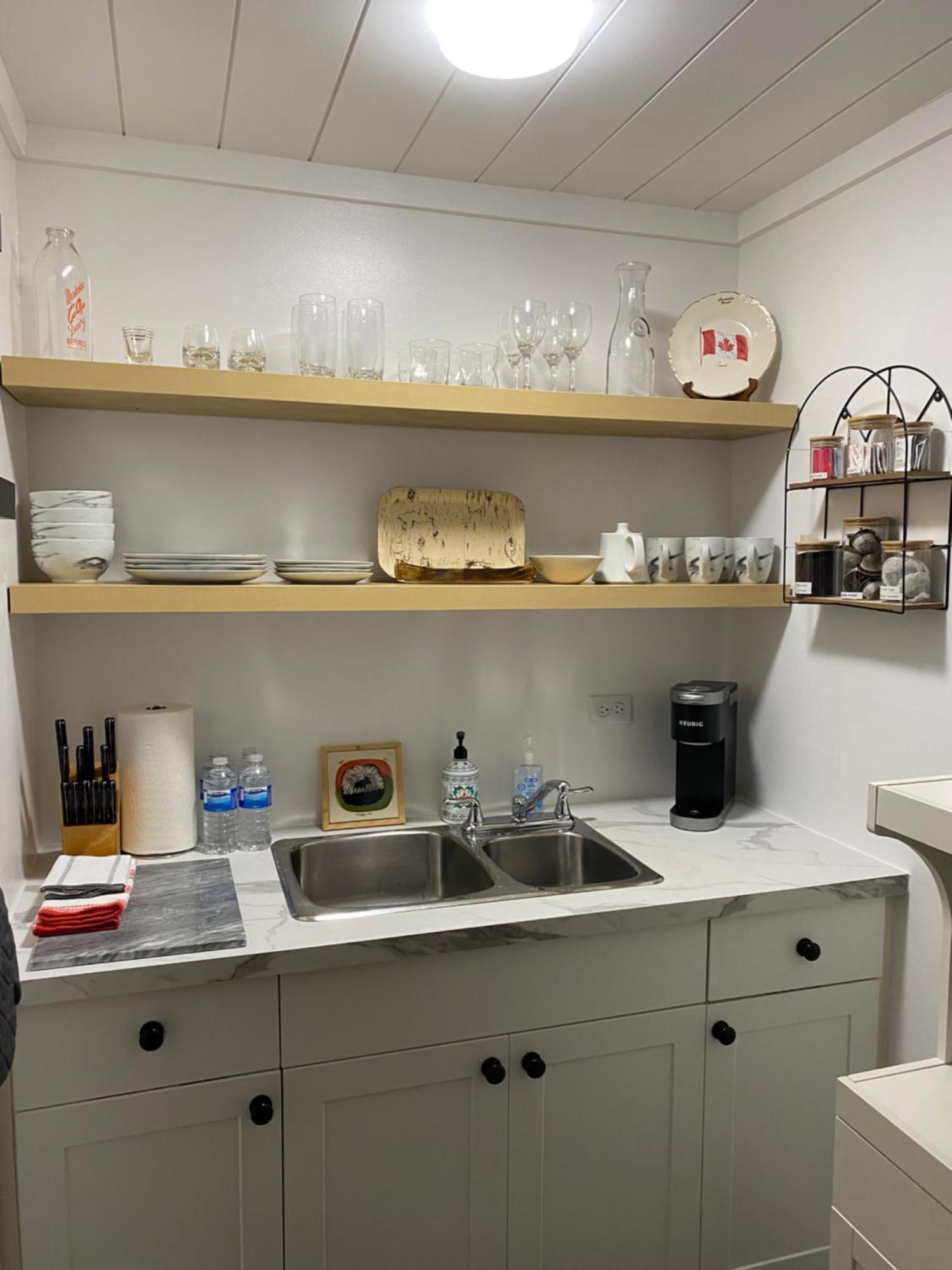 Our Place Up North Bnb 亨茨维尔 外观 照片