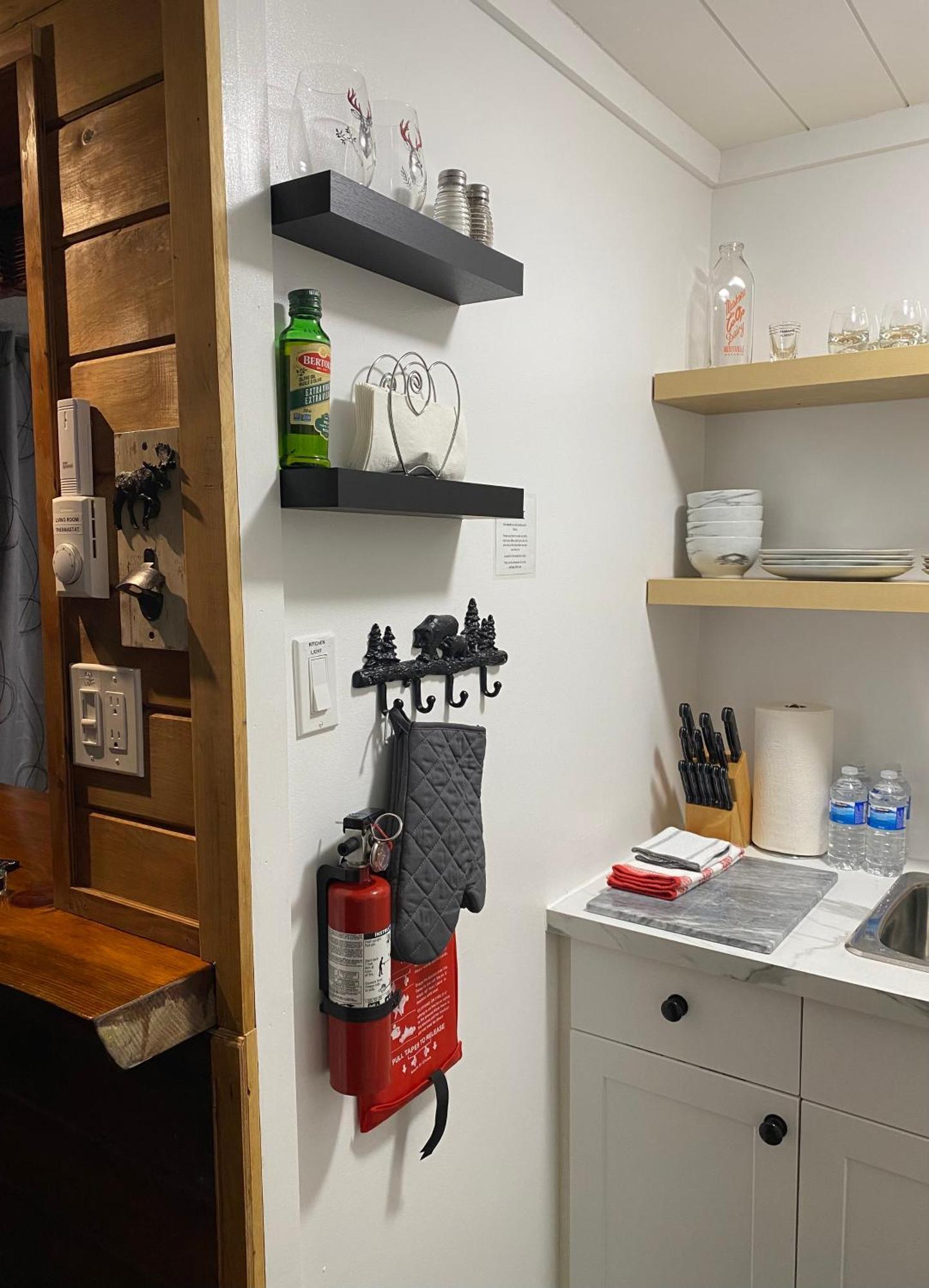 Our Place Up North Bnb 亨茨维尔 外观 照片